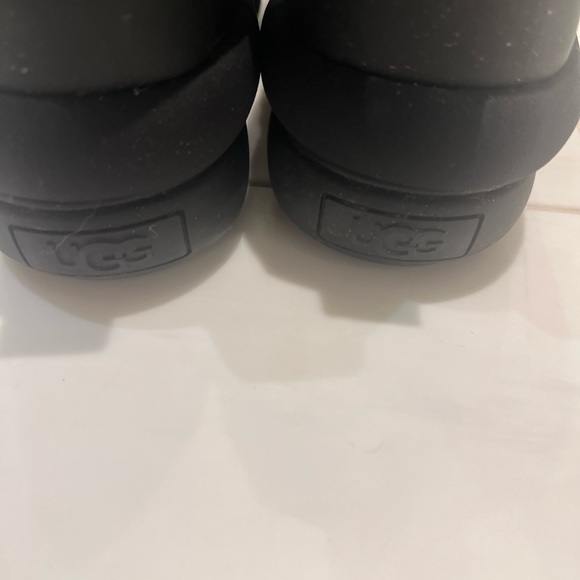 Ugh puff mini boot size 6 - Picture 5 of 5